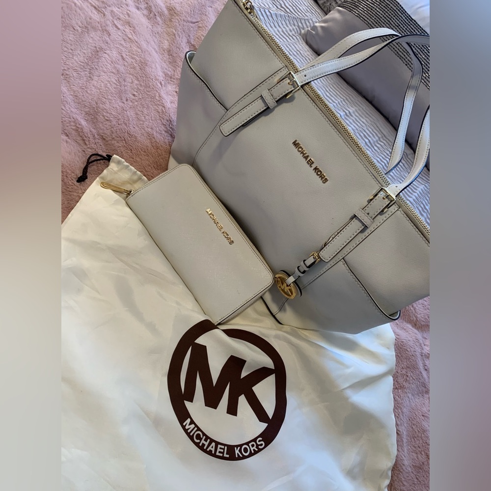 Michael Kors Set